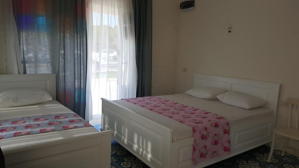 Yali Pansiyon Ilica Alacati Quarto foto